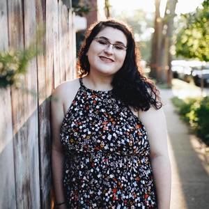 Meet your Posher, Kira